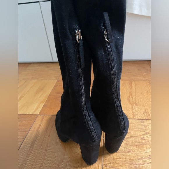 Steve Madden black knee high boots in stretchy suede - Picture 12 of 15